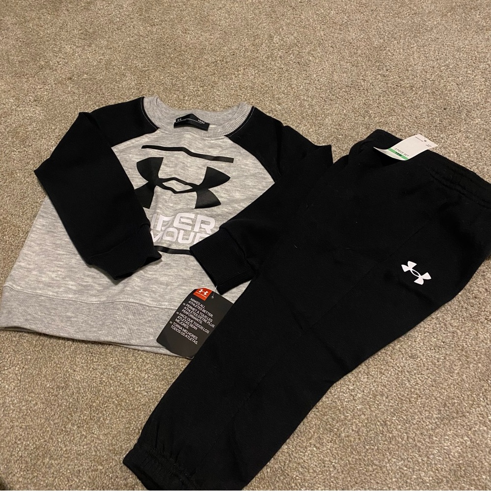 Under Armour sweat set NWT